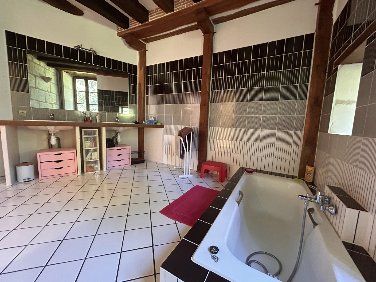 Image_, Propriete, Loches, ref :2150N