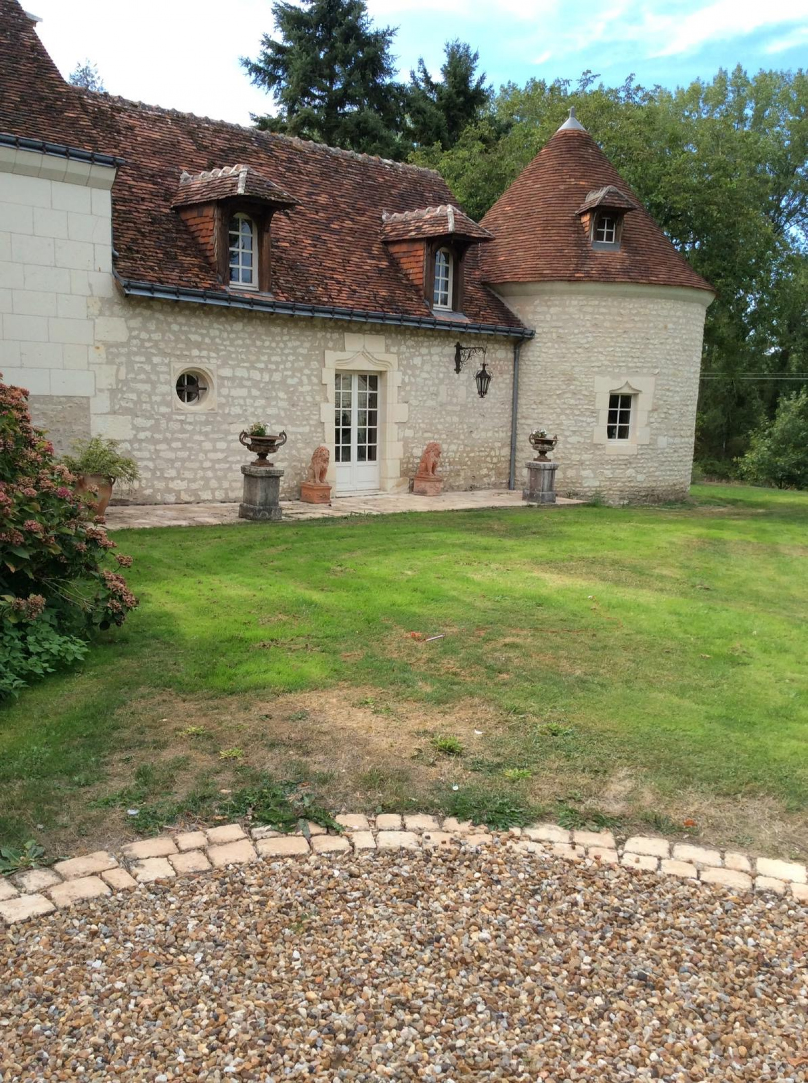 Image_, Propriete, Loches, ref :2122N