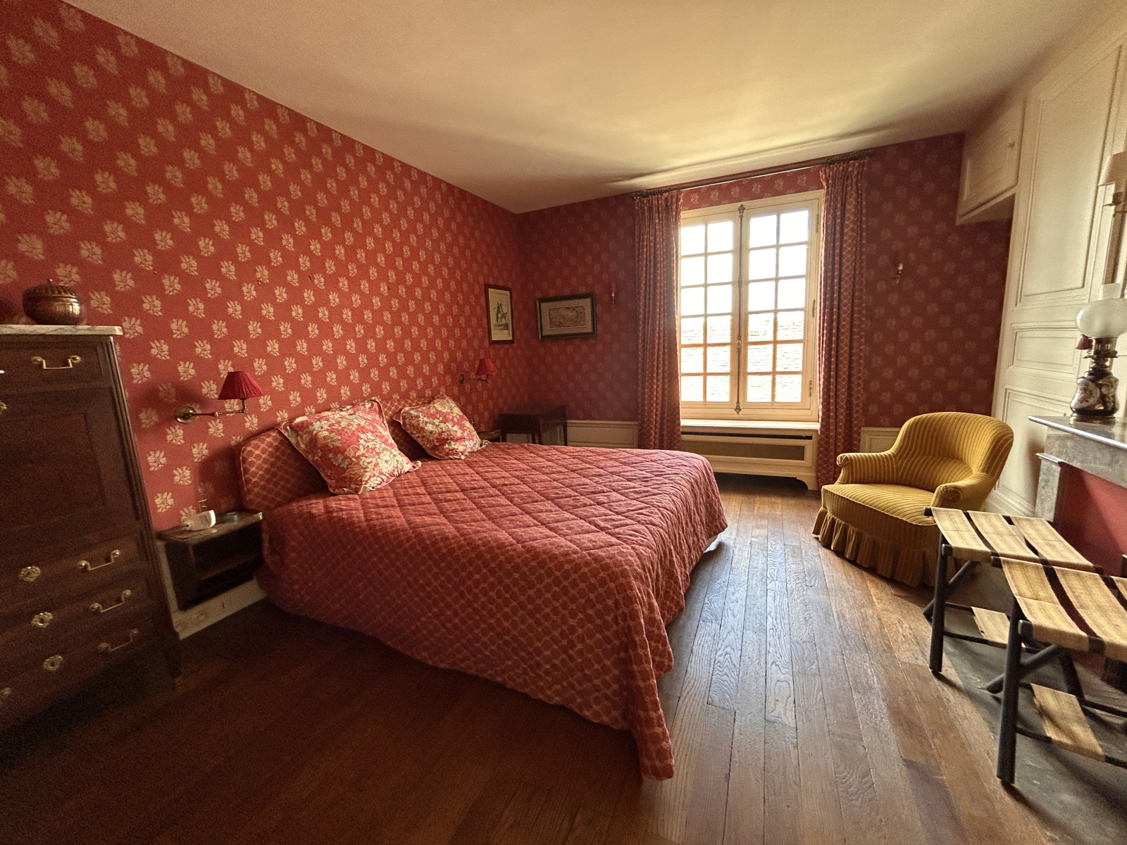 Image_, Propriete, Loches, ref :2168N