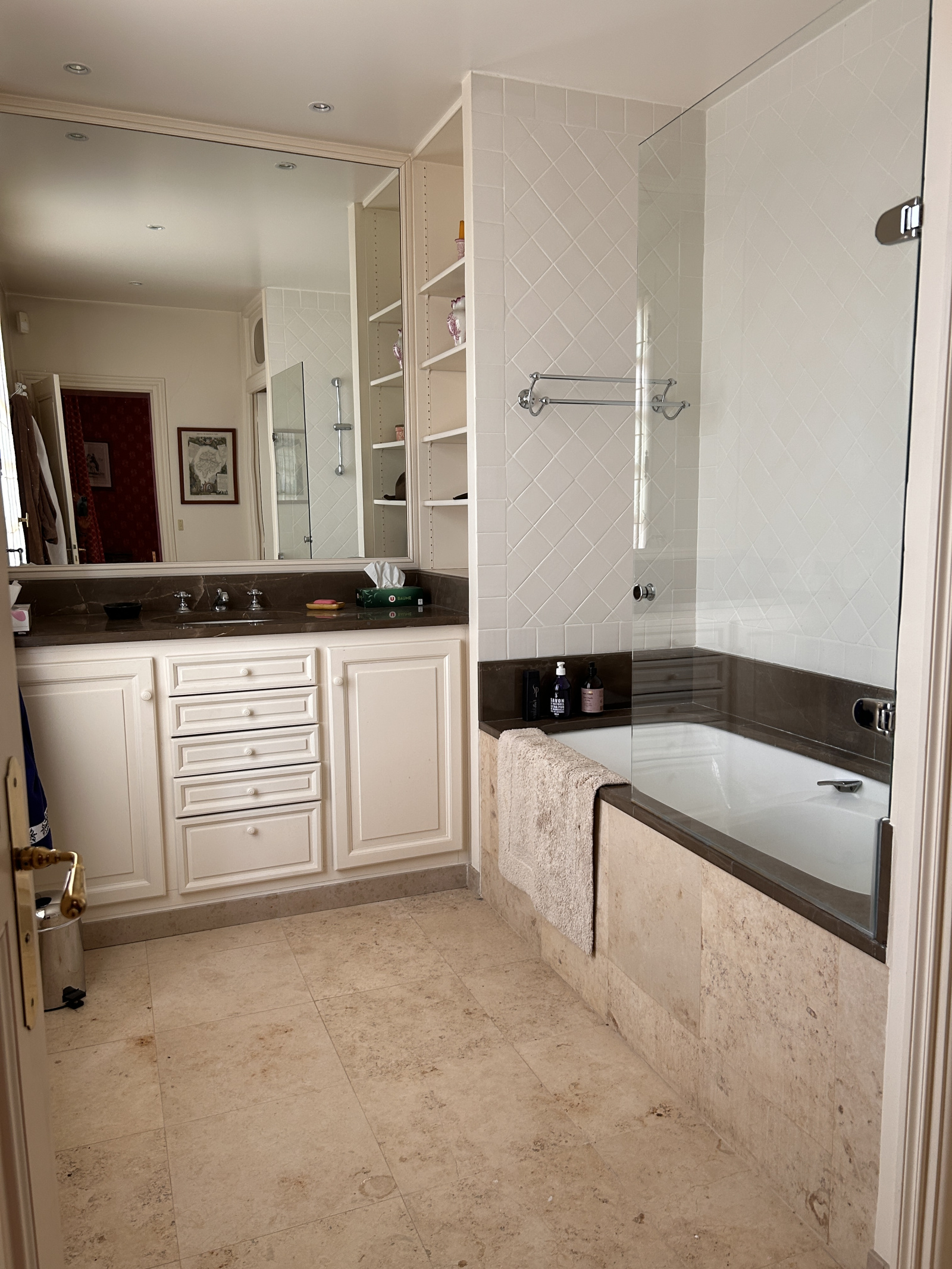 Image_, Propriete, Loches, ref :2168N
