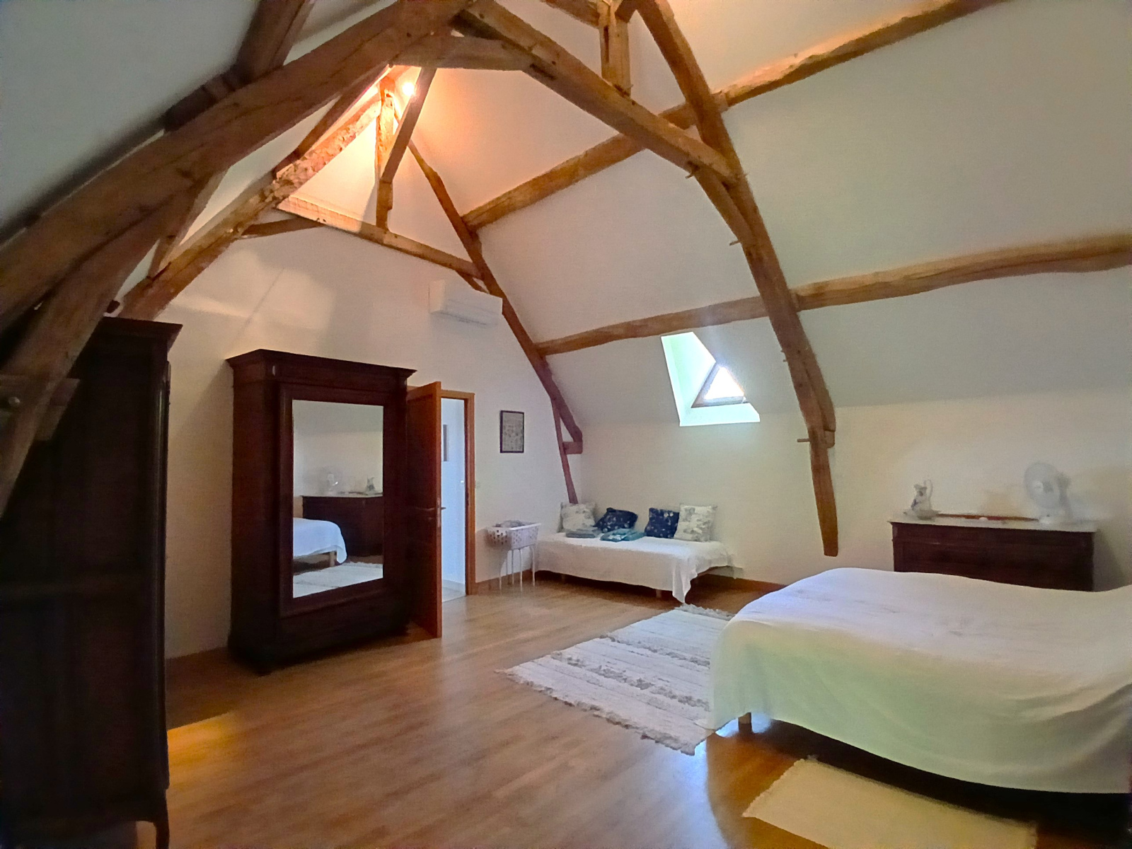 Image_, Maison de village, Ferrière-Larçon, ref :2071N