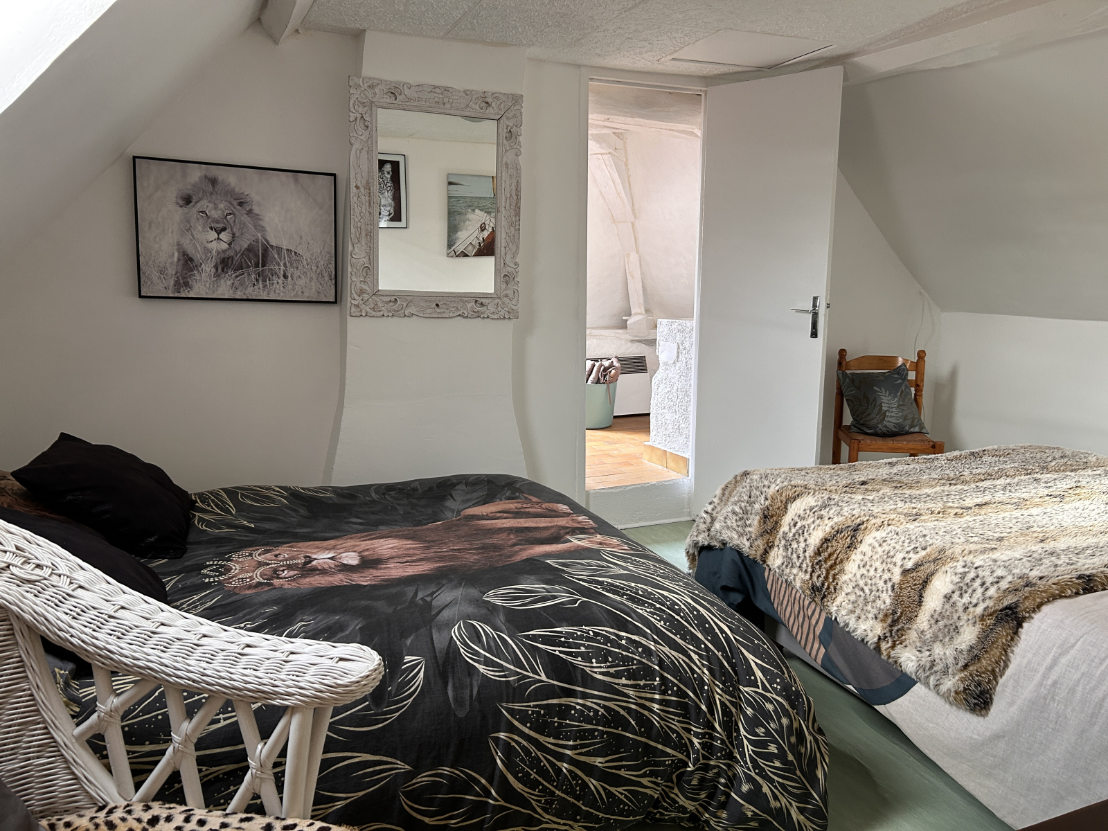 Image_, Maison de village, Saint-Jean-Saint-Germain, ref :2178N